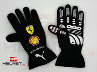 Carlos Sainz 2022 Racing gloves / Team Ferrari F1