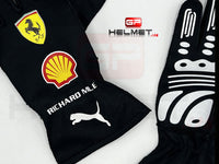 Carlos Sainz 2022 Racing gloves / Team Ferrari F1